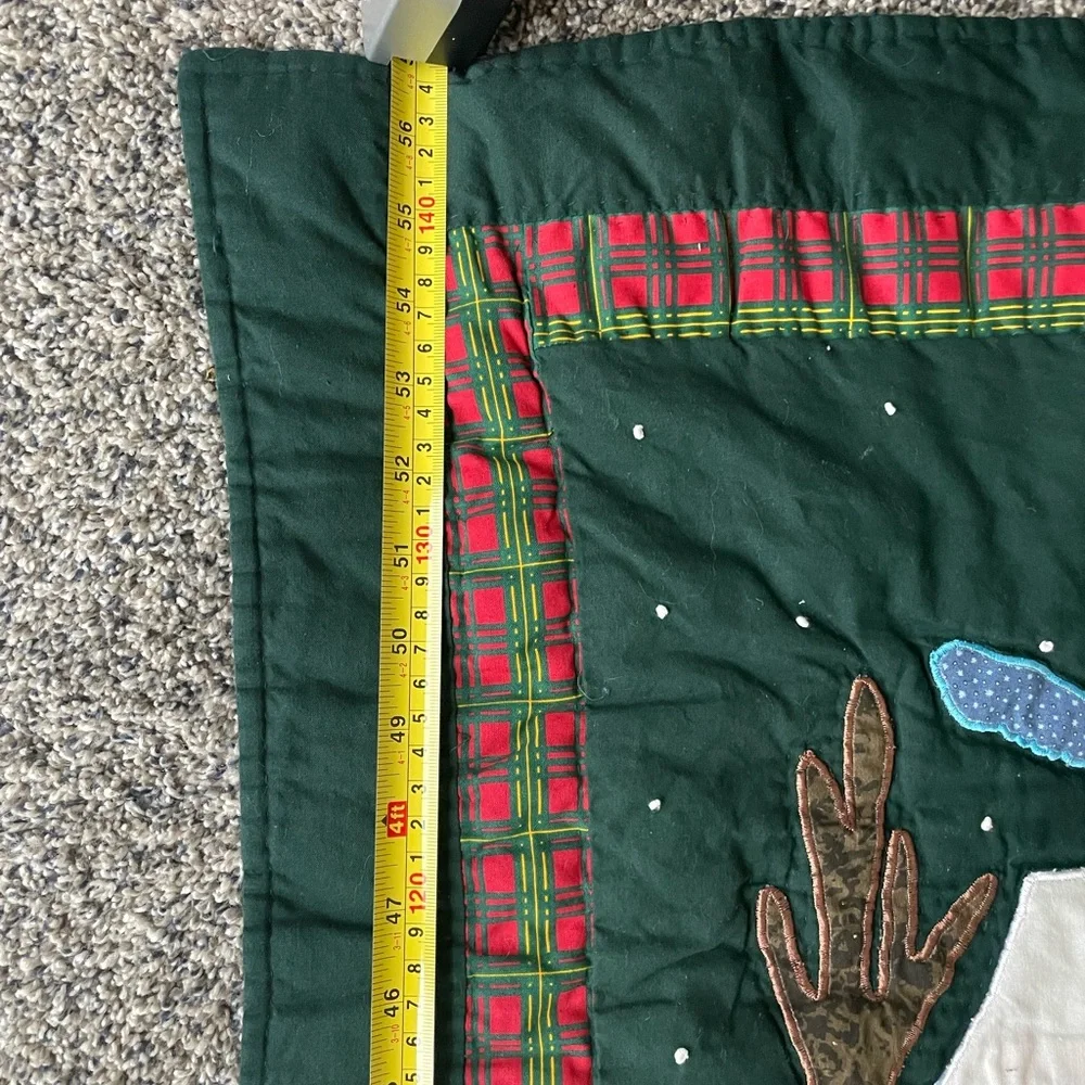 Victorian Heart Company, Inc. Christmas Holiday Hand Stitched Quilt 57” by 46”